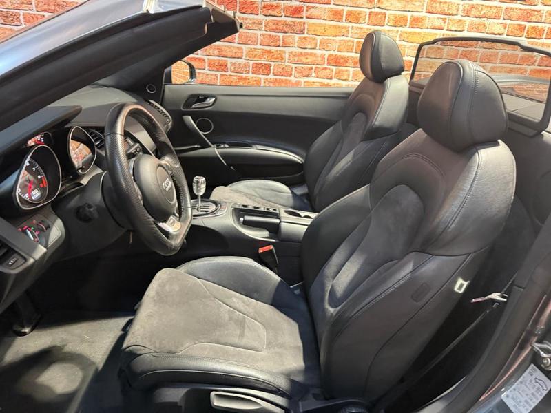 Audi R8 Spyder boîte manuelle