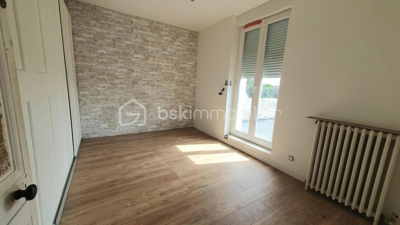 Maison - 200 m² - 11 pièces