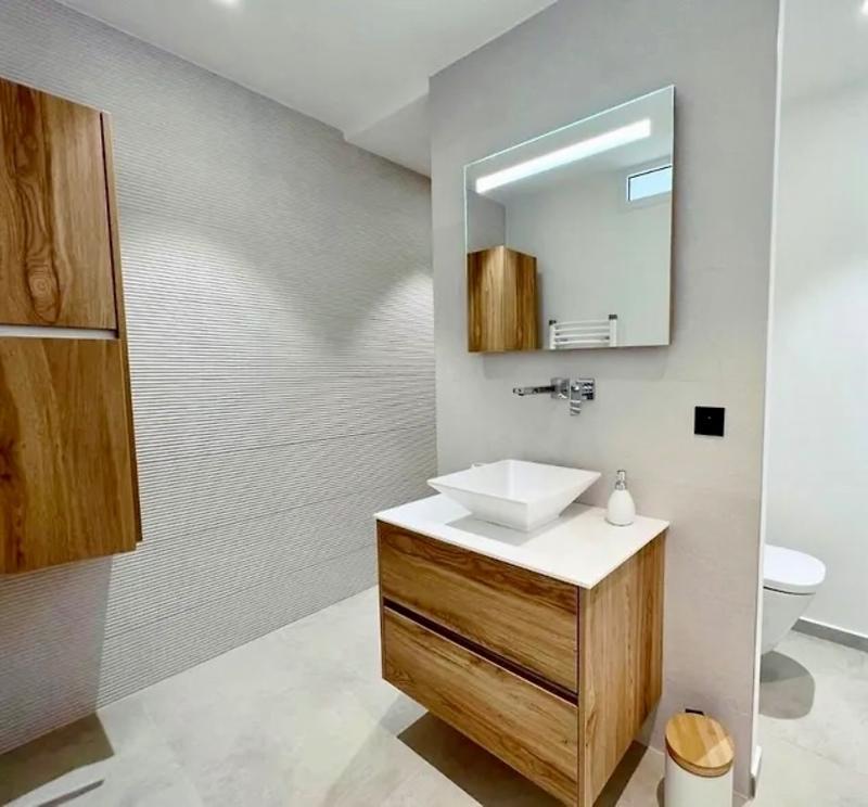 Villa - 280 m² - 6 pièces