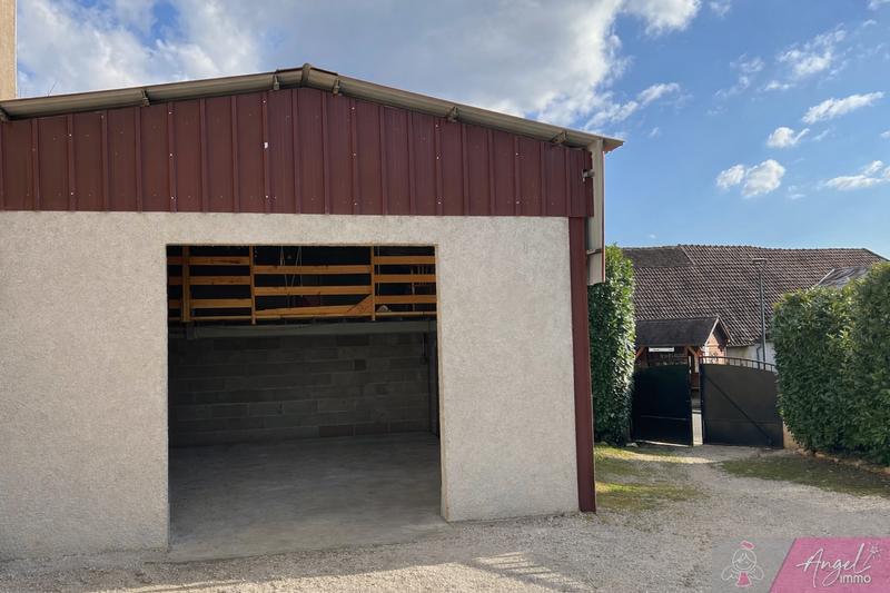 Maison - 101 m² - 5 pièces