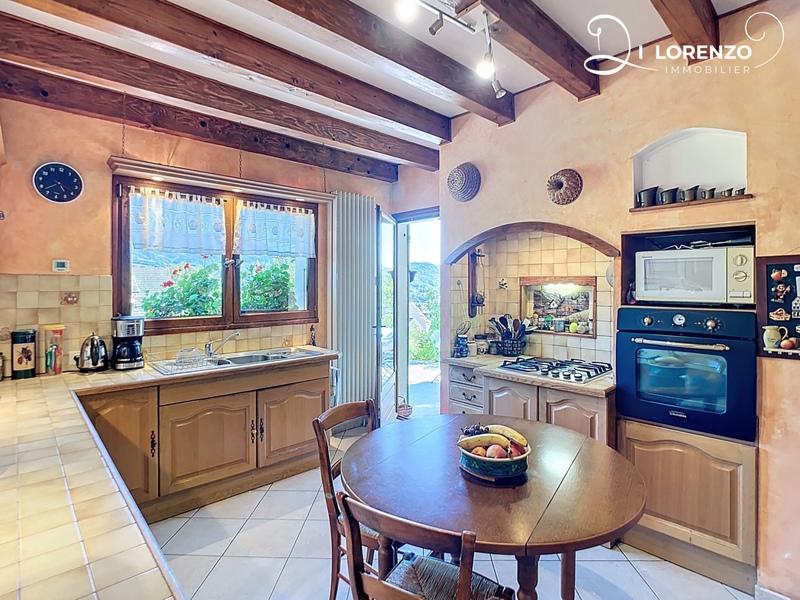 Maison - 178 m² - 7 pièces