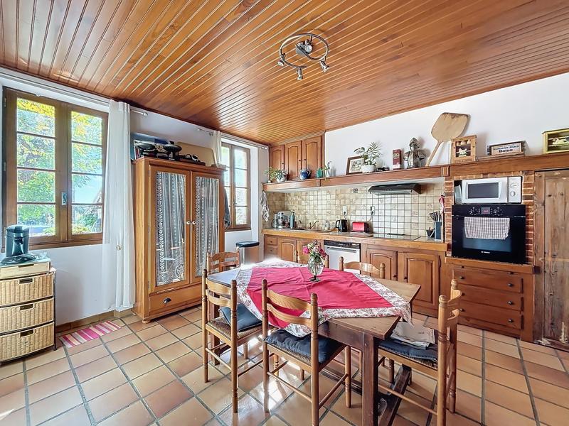 Maison - 179 m² - 6 pièces