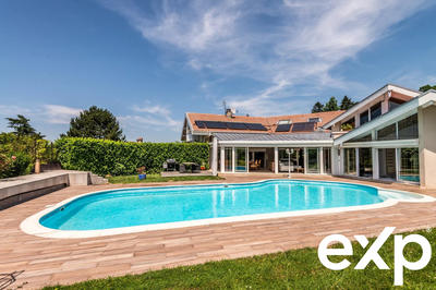 Maison - 380 m² - 9 pièces