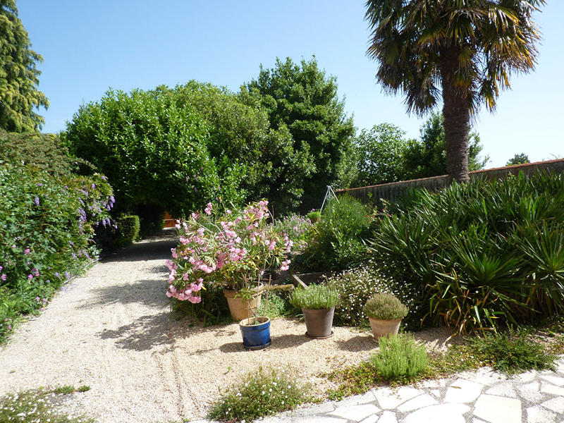 Maison - 102 m² - 4 pièces