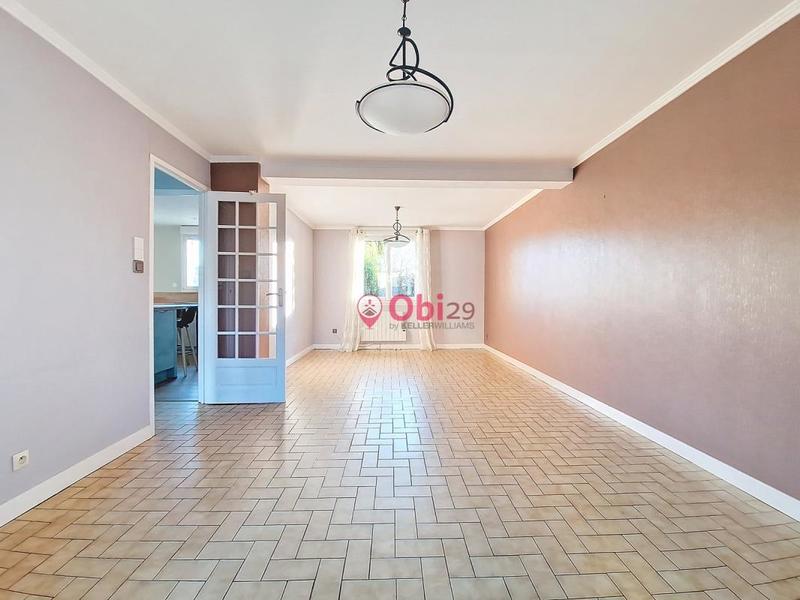 Maison - 95 m² - 5 pièces