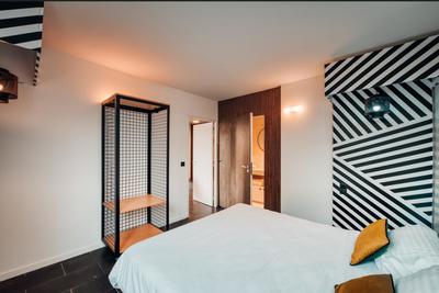 Chambre - 14 m² - 1 pièce