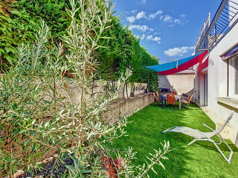 Appartement - 102 m² - 4 pièces