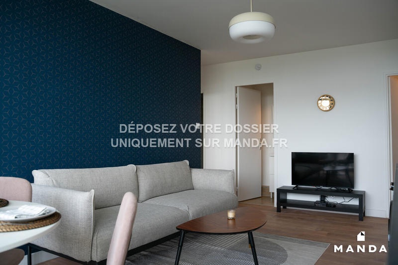 Chambre - 10 m² - 5 pièces