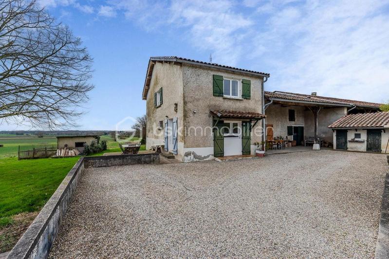 Maison - 128 m² - 5 pièces