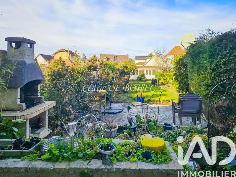 Maison - 142 m² - 6 pièces