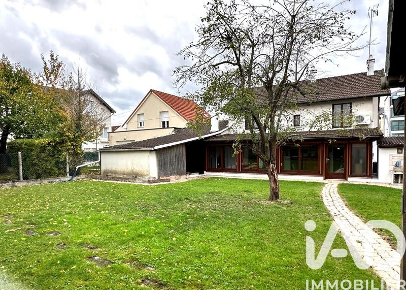 Maison - 142 m² - 6 pièces