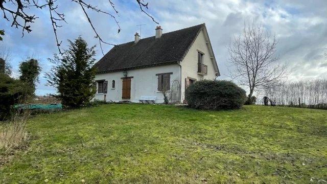 Maison - 220 m² - 6 pièces