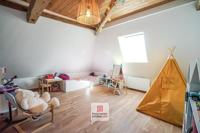 Maison - 96 m² - 4 pièces