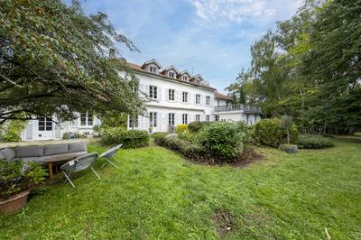 Maison bourgeoise - 407 m² - 12 pièces