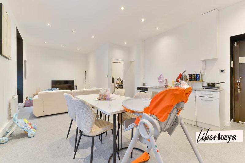 Divers - 72 m² - 3 pièces