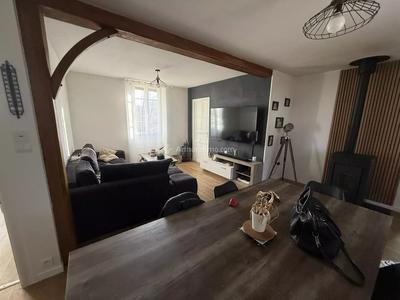 Maison - 75 m² - 4 pièces