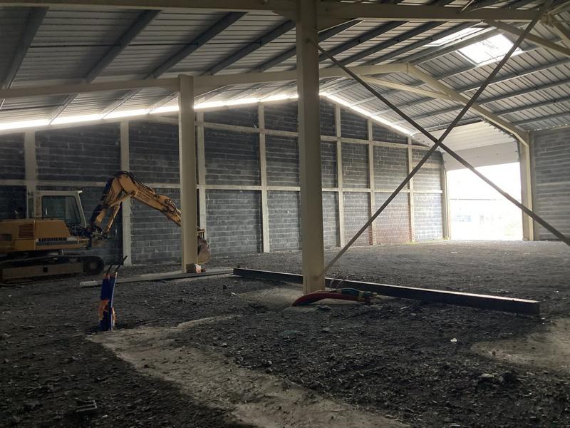 Local commercial - 665 m²