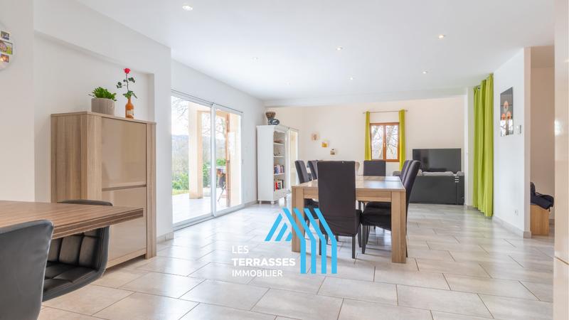 Villa - 157 m² - 7 pièces