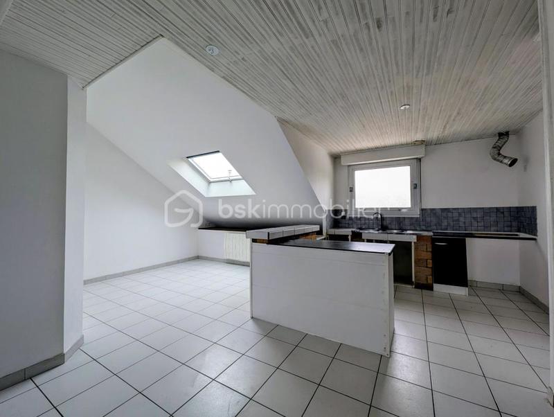 Appartement - 99 m² - 4 pièces