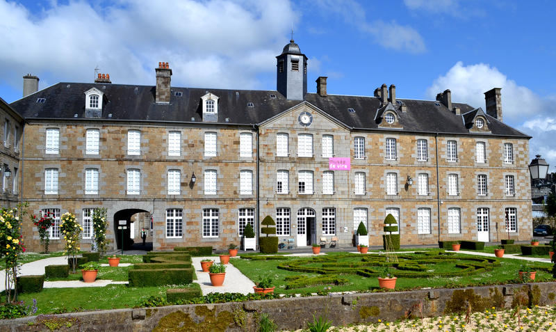 Les Étonnants Patrimoines : la mode des tout-petits