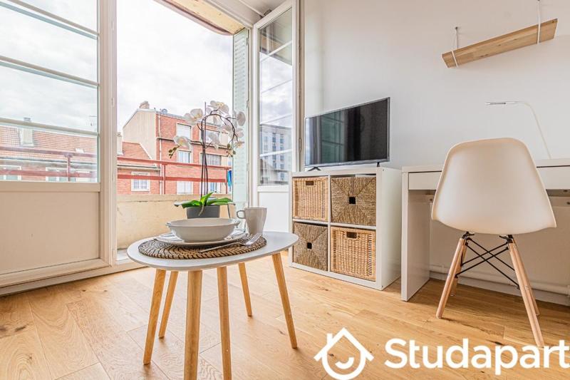 Chambre - 12 m² - 1 pièce