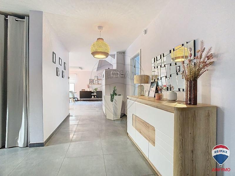 Maison - 170 m² - 8 pièces