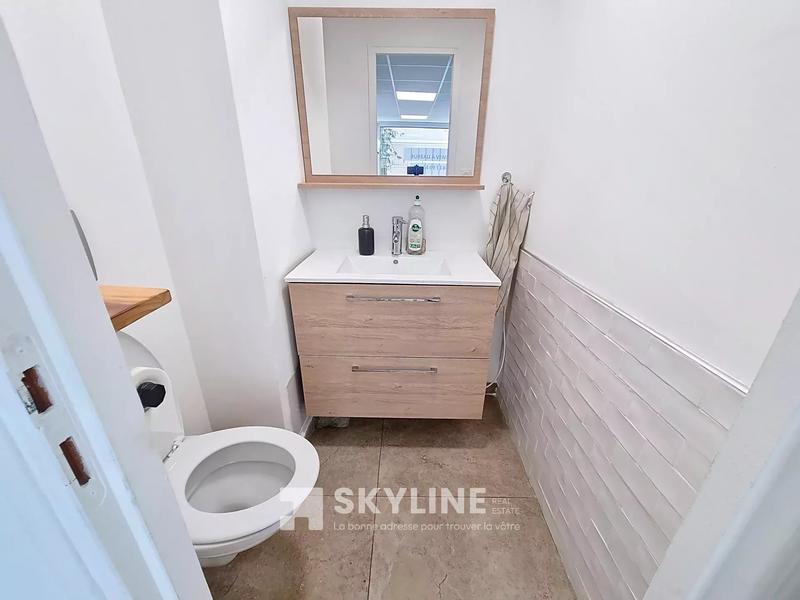 Bureau - 46 m² - 2 pièces