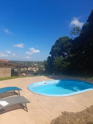 Demeure - 253 m² - 5 pièces