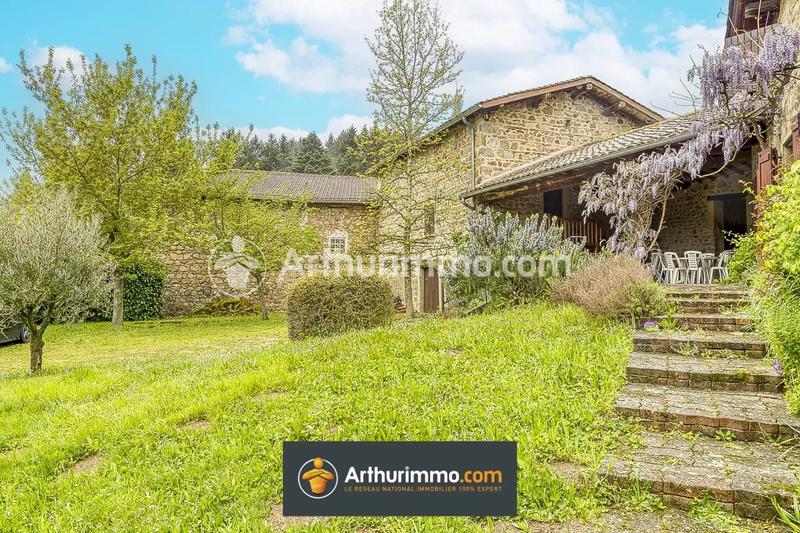 Maison - 189 m² - 8 pièces