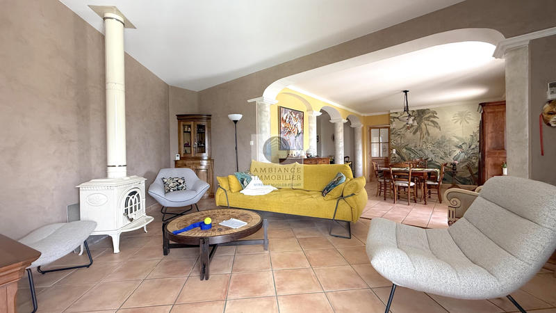 Maison - 155 m² - 6 pièces