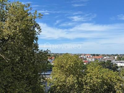 Penthouse - 67 m² - 3 pièces