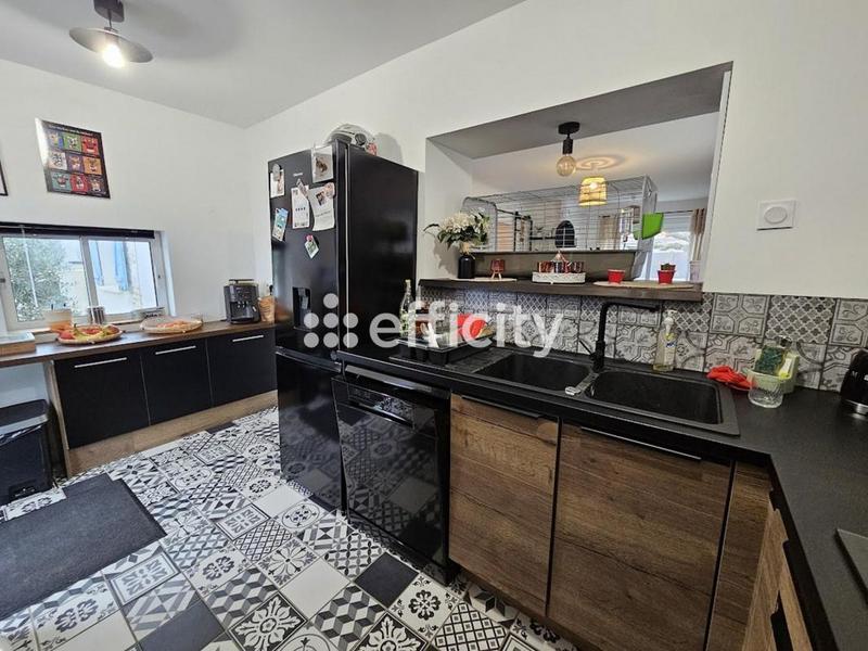 Maison - 77 m² - 3 pièces