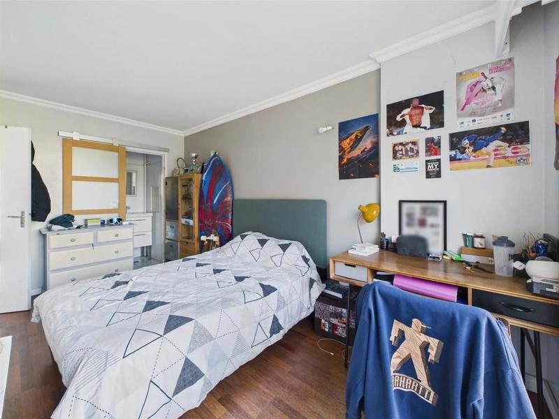 Appartement - 77 m² - 4 pièces