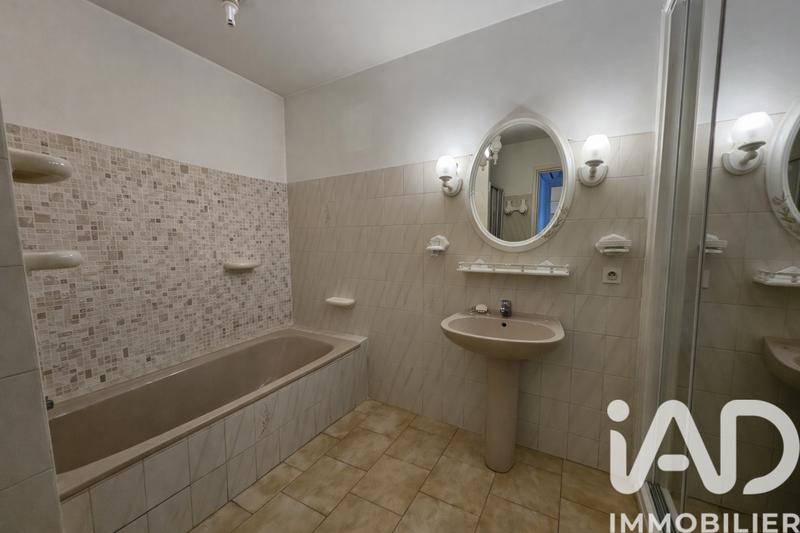 Appartement - 98 m² - 4 pièces