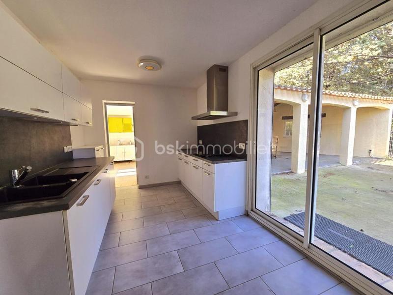 Mas - 195 m² - 7 pièces