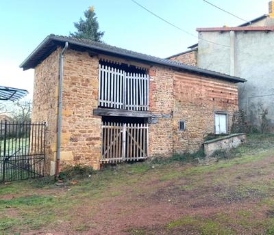 Maison en pierre - 375 m² - 12 pièces