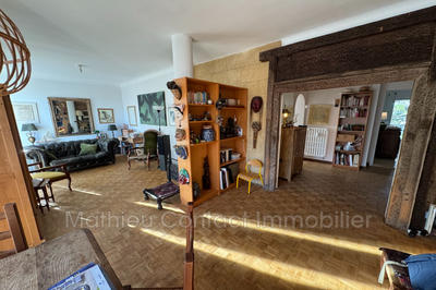 Appartement - 81 m² - 3 pièces