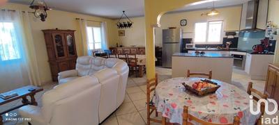 Maison - 171 m² - 7 pièces