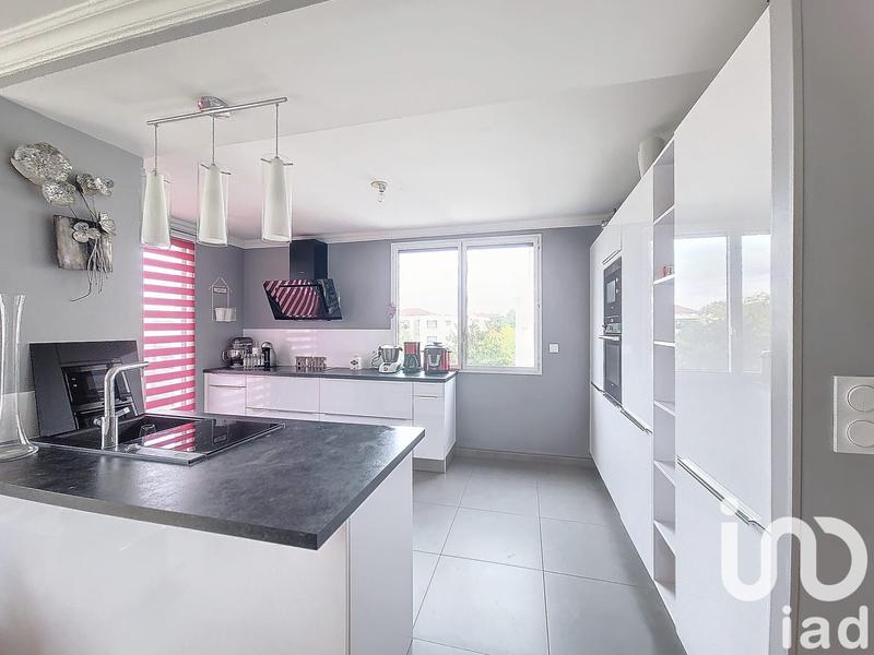 Appartement - 88 m² - 4 pièces