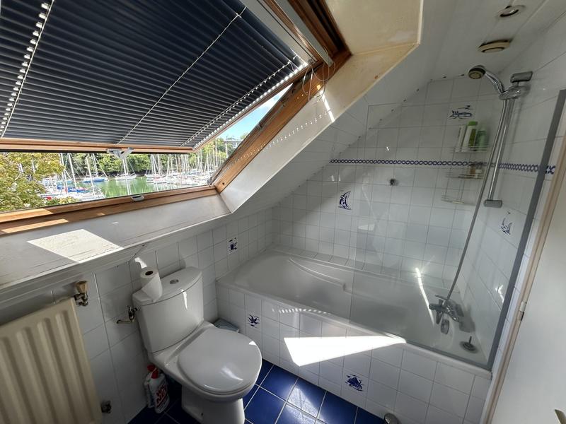 Maison - 188 m² - 10 pièces