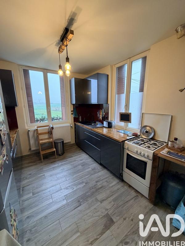 Maison - 90 m² - 5 pièces