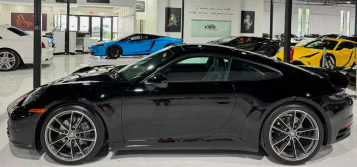 Porsche 911 992 Carrera neuve