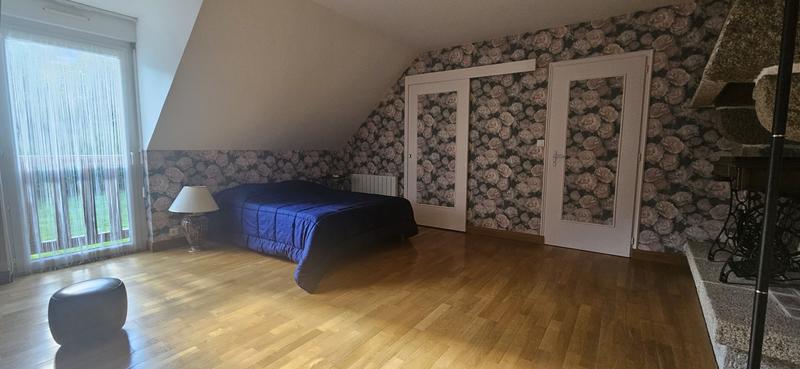 Maison - 189 m² - 9 pièces