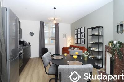 Chambre - 11 m² - 1 pièce