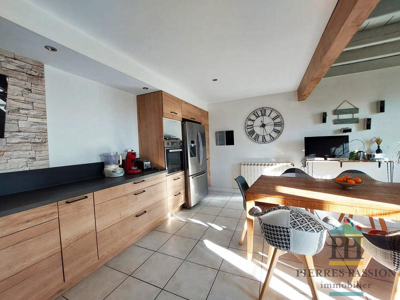 Maison ancienne - 250 m² - 7 pièces