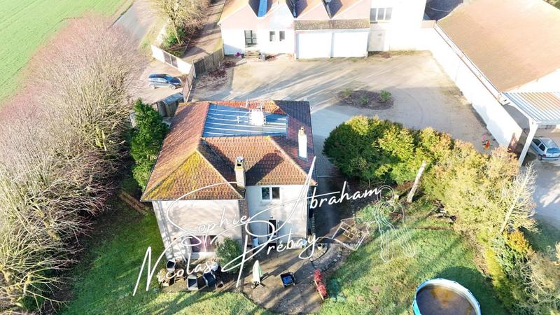 Maison - 308 m² - 10 pièces