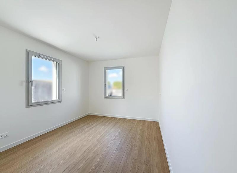 Maison - 143 m² - 6 pièces