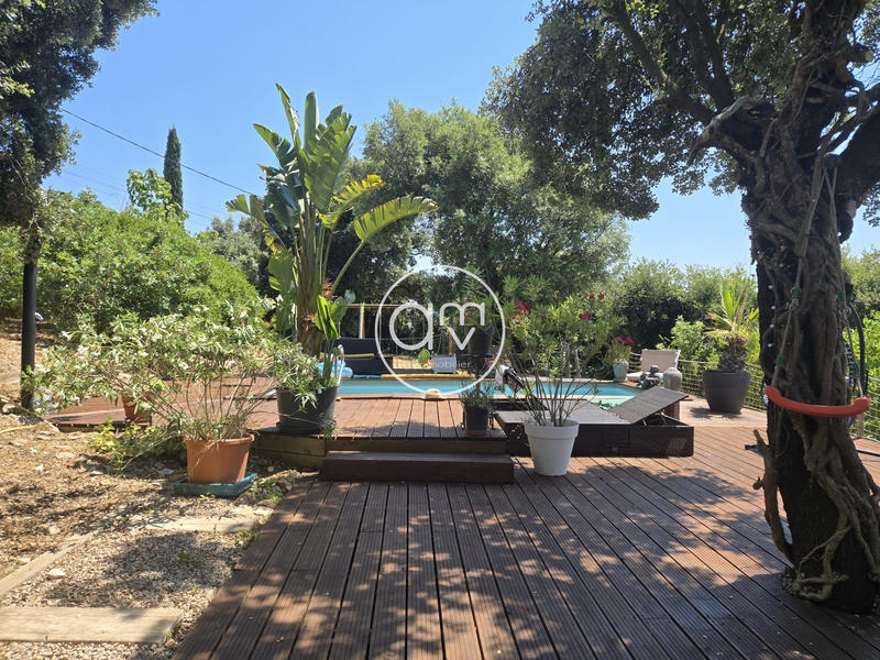 Maison - 127 m² - 5 pièces