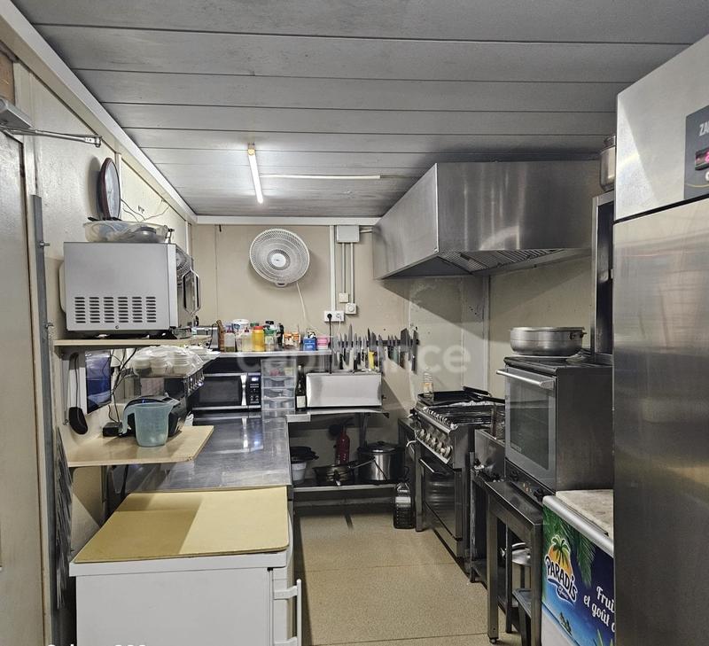 Fonds de commerce - 100 m²