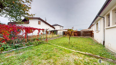 Maison - 101 m² - 6 pièces